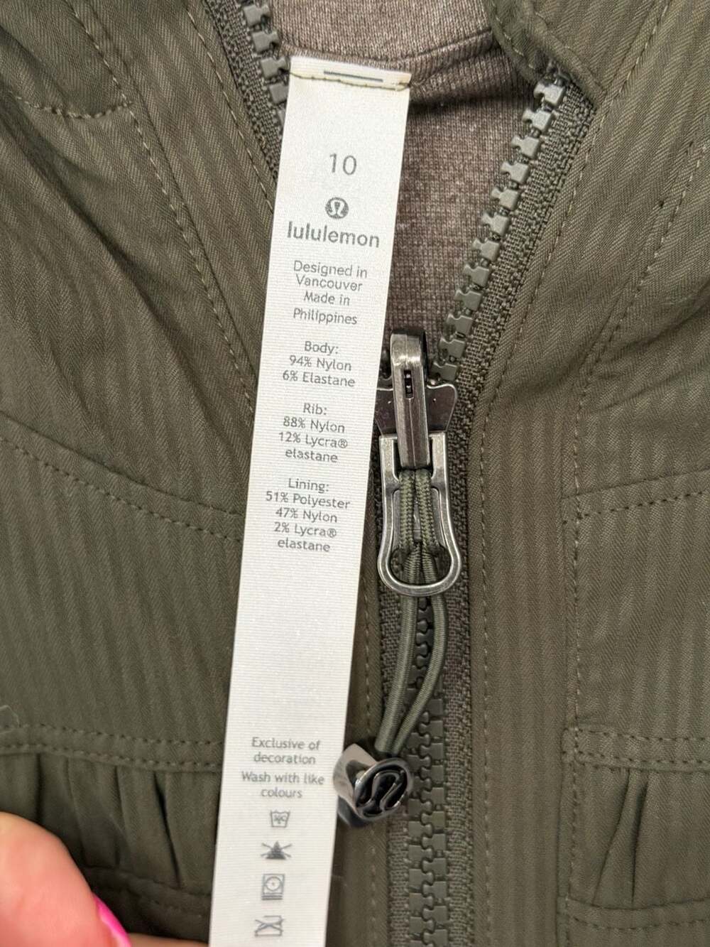 Lululemon Dance Studio Jacket Ruched Sleeves Hooded Dark Olive Green Size 10 - Picture 5 of 6